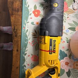 Sawzall Dewalt 20v max with battery and charger   