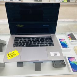 MacBook Pro 2018 16gb Ram 512gb SSD