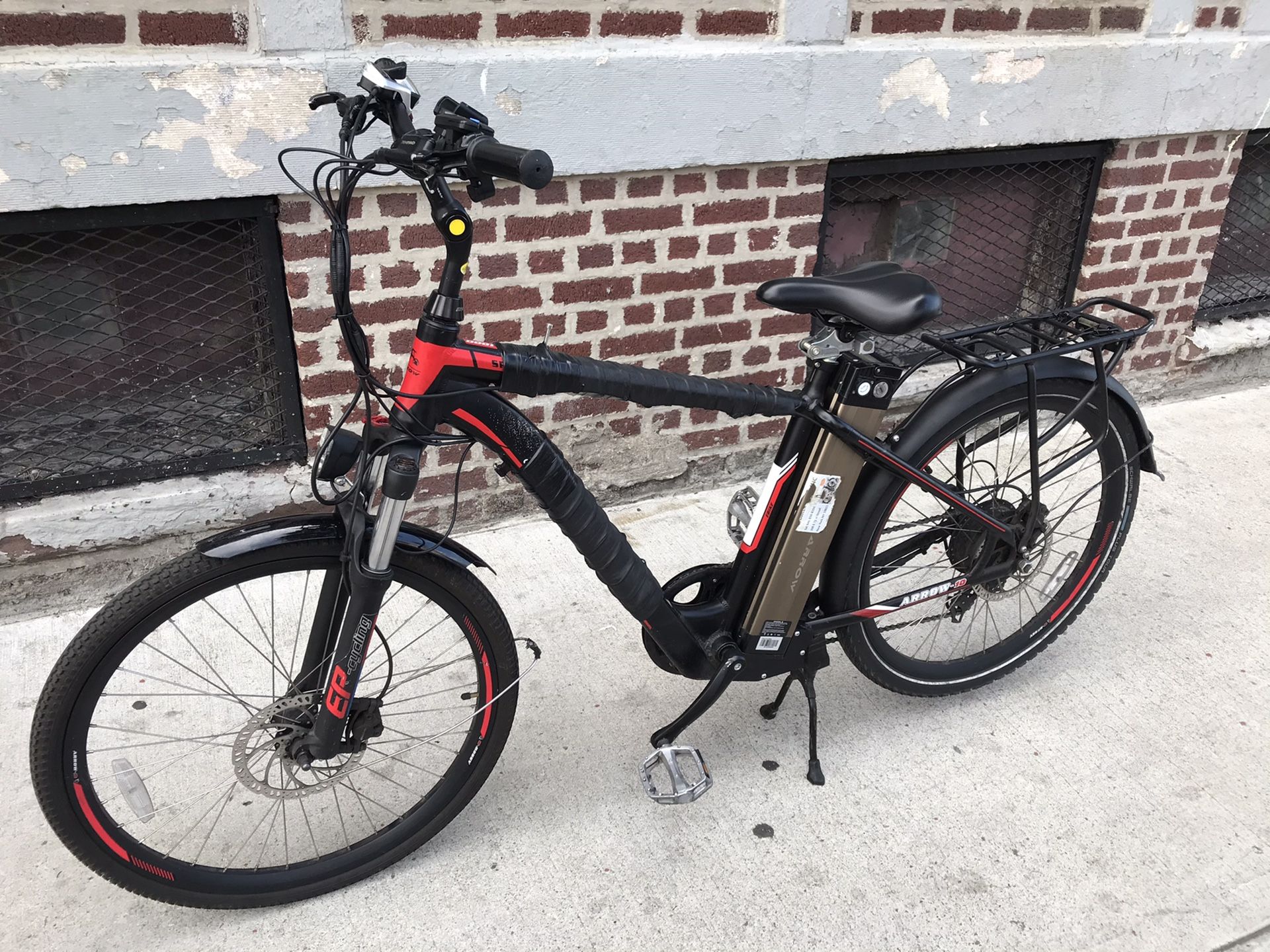 Arrow 10 Electric Bike for Sale in Brooklyn, NY OfferUp