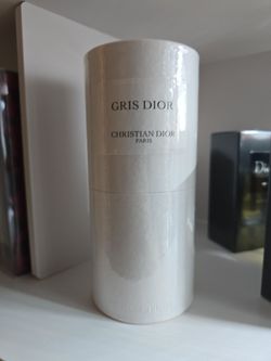 Dior - Gris Dior