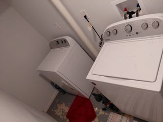 Whirlpool Washer and Dryer Set