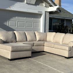 Free Delivery/ Sectional sofa