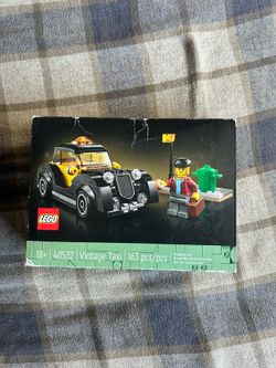 LEGO Icons: Vintage Taxi (40532)