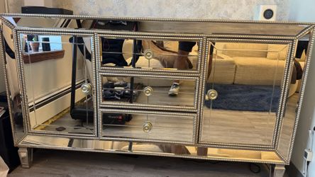 Tv console