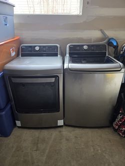 LG ThinQ Smart Washer & Dryer Set