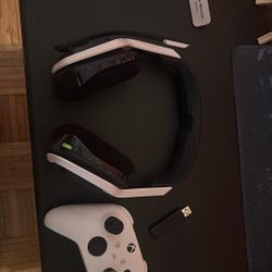 Selling Xbox Series X And Headset A20