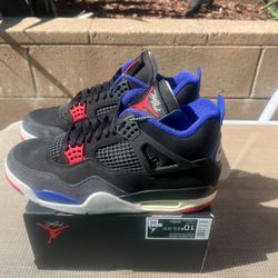 Jordan 4 Rare Air Gold Lettering