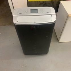 LG Portable Air Conditioner 