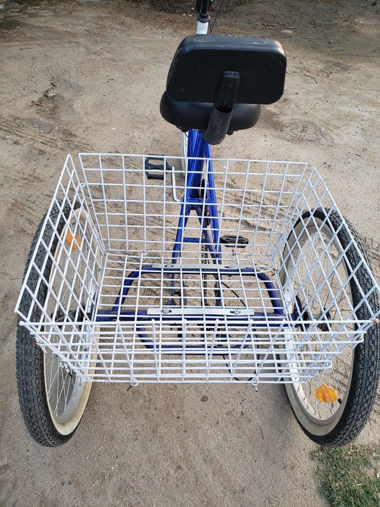mtn gearsmith tricycle. for Sale in Wasco CA OfferUp