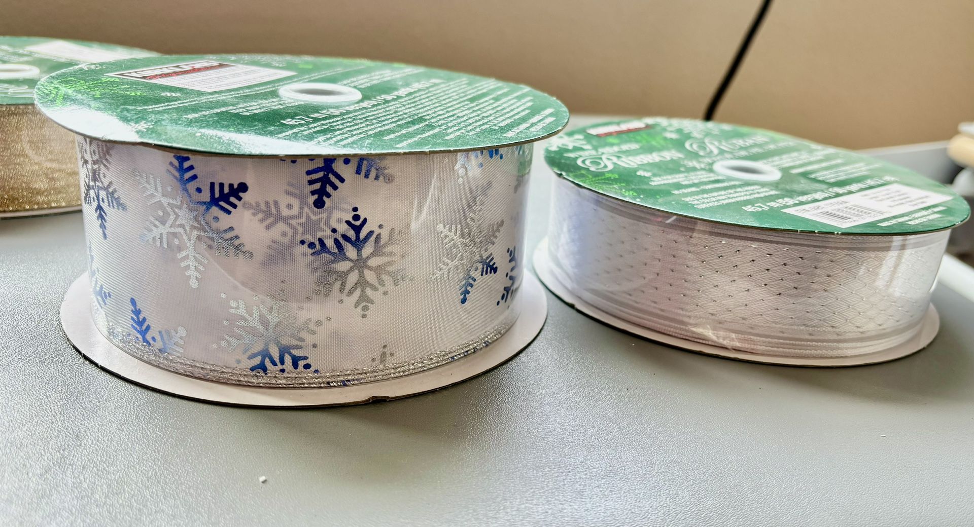 Holiday Ribbon