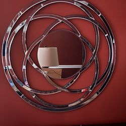 Modern Decorative Wall Mirror – Silver Interlocking Circles Design