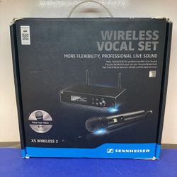 Sennheiser XSW 2-835-A Wireless Microphone System