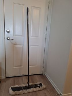 Dust mop