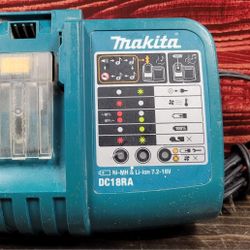 Makita DC18RA Charger 