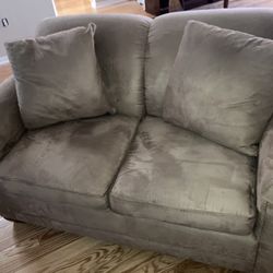 Modern Gray Loveseat