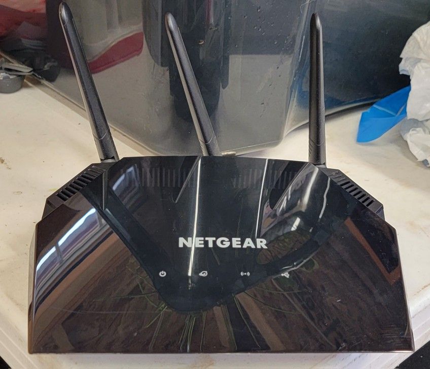 NETGEAR ROUTER