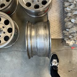 Ultra wheels 6lug 16” rim