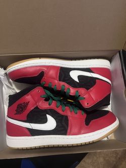 Air Jordan 1s 2022 Christmas Edition