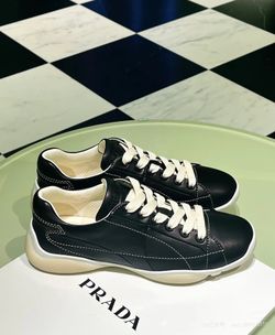Pr,ada     shoes