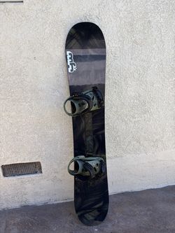 Snowboard with Bindings 160