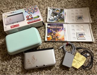Nintendo 3DS XL Limited Edition console bundle