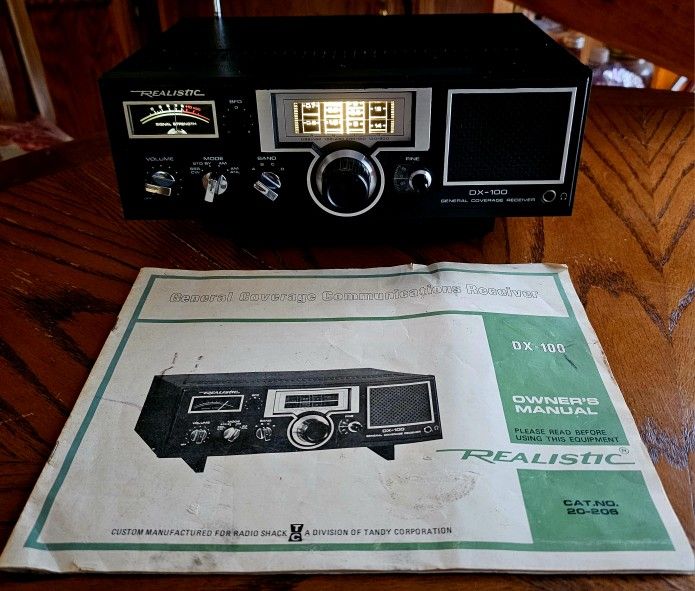 Realistic DX-100 Communications Receiver