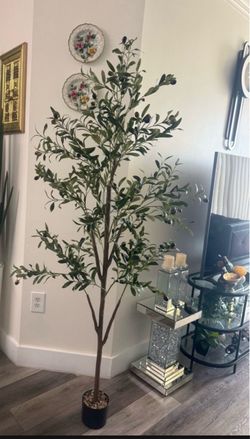 Pretty Artificial plant Olive 🫒 tree 6 ft tall ! Brand New