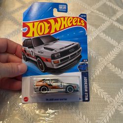 TREASURE HUNT HOT WHEELS 84 AUDI SPORT QUATTRO 246/250