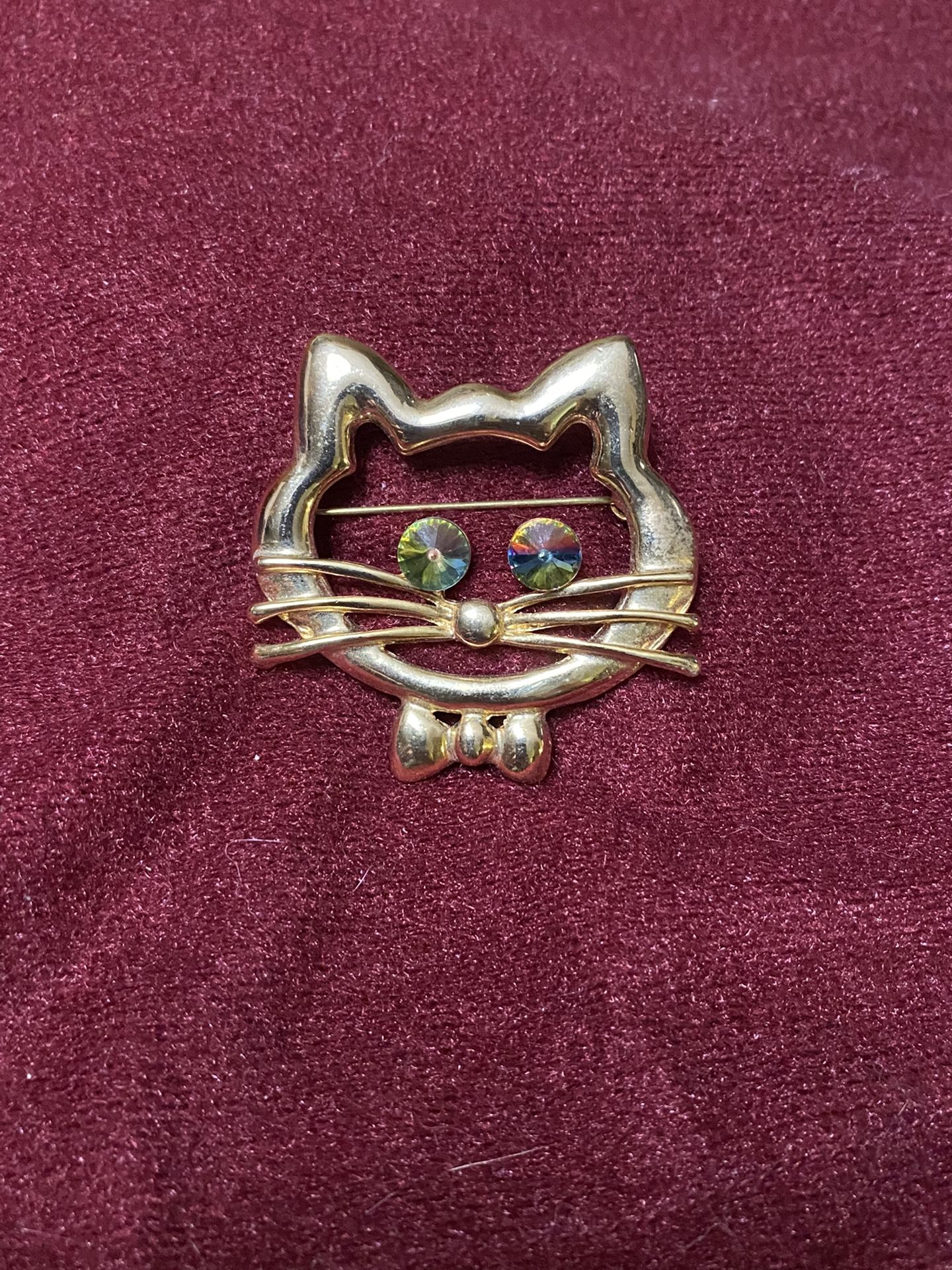 Cat Brooch