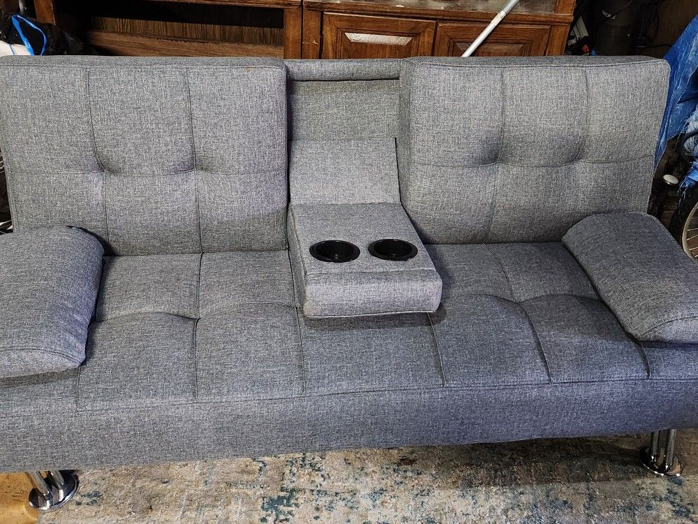 Next hour a big sale 1320 eastcentral 4 sectionals 3 futons couches for Sale in Wichita, KS