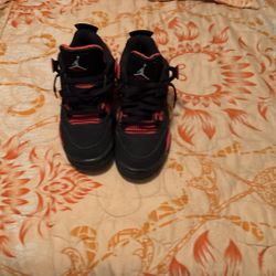 Jordan 4 Red Thunder Size 7 