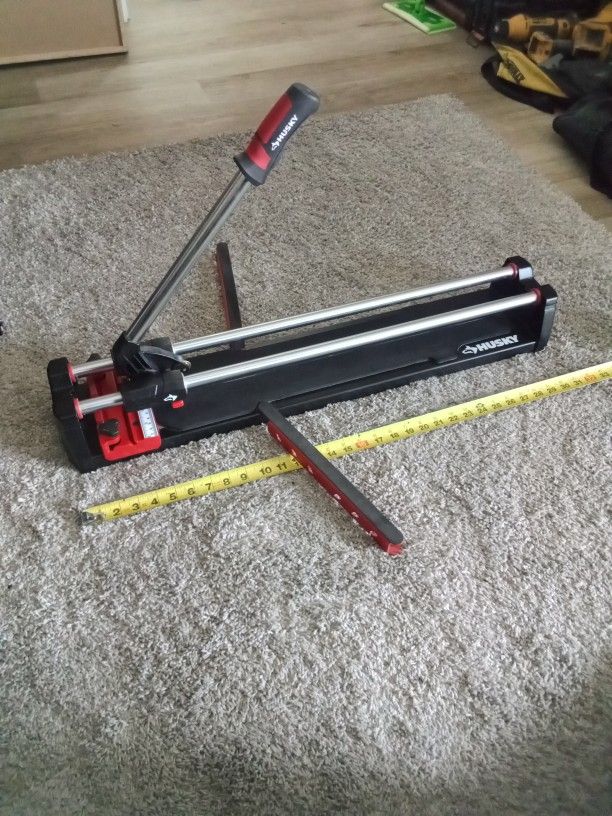 Tile Cutter (Husky)