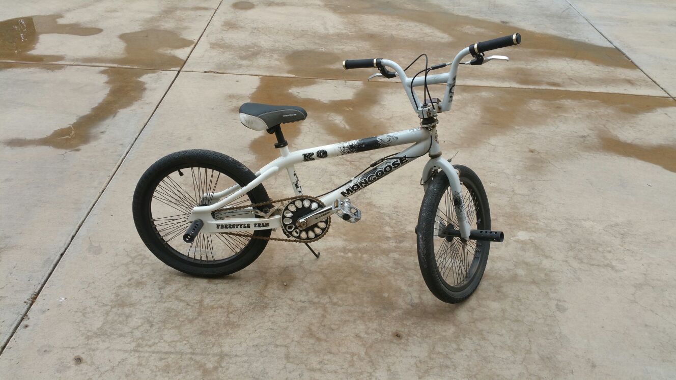 Mongoose KO Freestyle Team bicycle