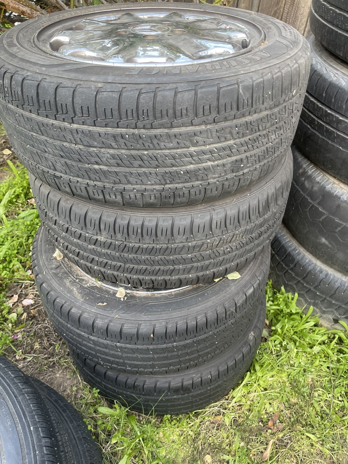 4 size 215/55R16 93H tires