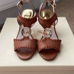 Michael Kors 6 1/2 heels