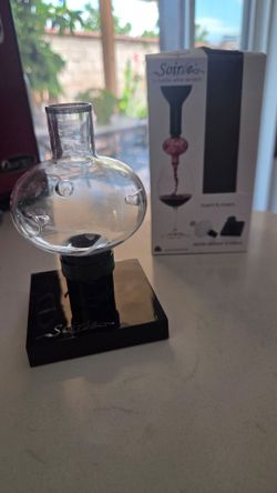 Soiree wine aerator glass new