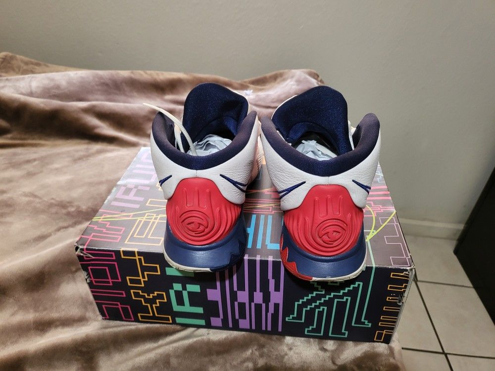Nike Kyrie USA 2020 Basketball Blue White Red Shoes Men's Size