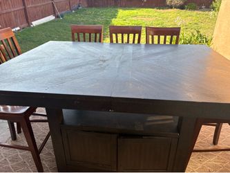 Free table
