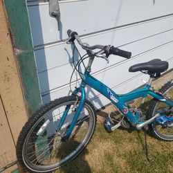 Girls bike Specialize brand