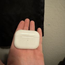 Apple AirPods Pro 2nd Gen Case 