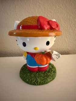 Hello Kitty fall figurine