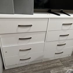 8 drawer White Dresser 