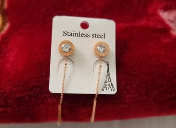 Bvlgari Drop Earing Mother Of Pearl