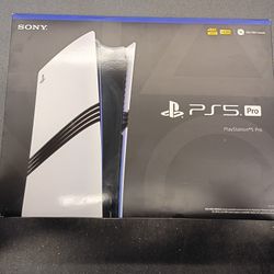 BRAND NEW DISC FREE PS5 PRO EDITION WITH 2  CONTROLLERS