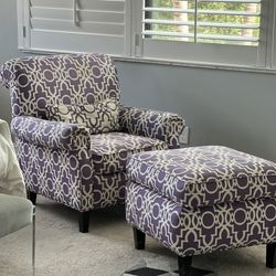 Chair With Ottoman 