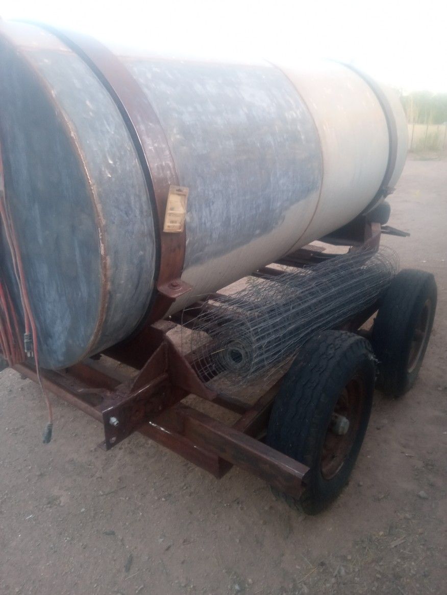 Water Tank / Tralor