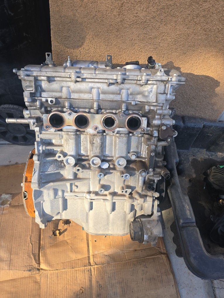 2013 Toyota Prius Engine 