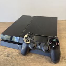 PlayStation 4 Console 