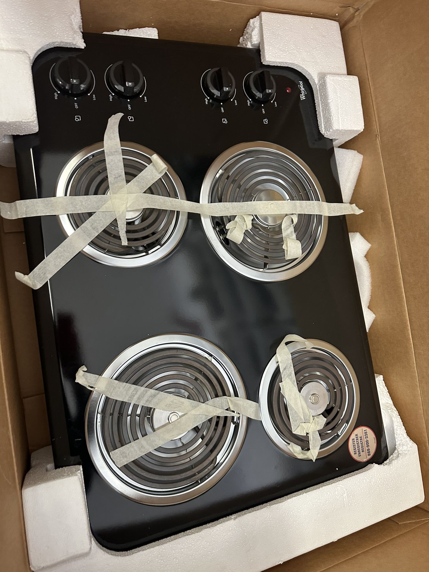 Whirlpool 30-in 4 Burners Coil Black Electric Cooktop Item #472870 | Model #WCC31430AB