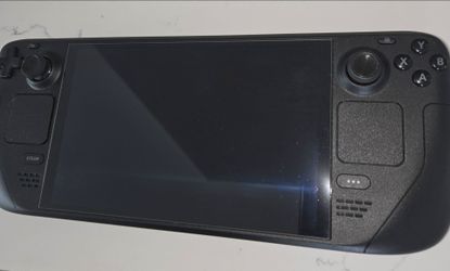 STEAM DECK OLED 512 GB AND DOCK (SCREEN PROTECTOR INCLUDED)